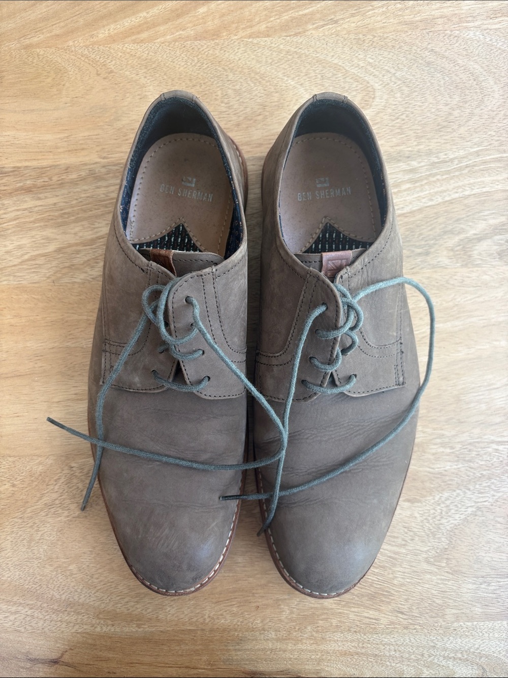 Ben Sherman Men's Taupe Lace-Up Derby Shoes with Grey Laces